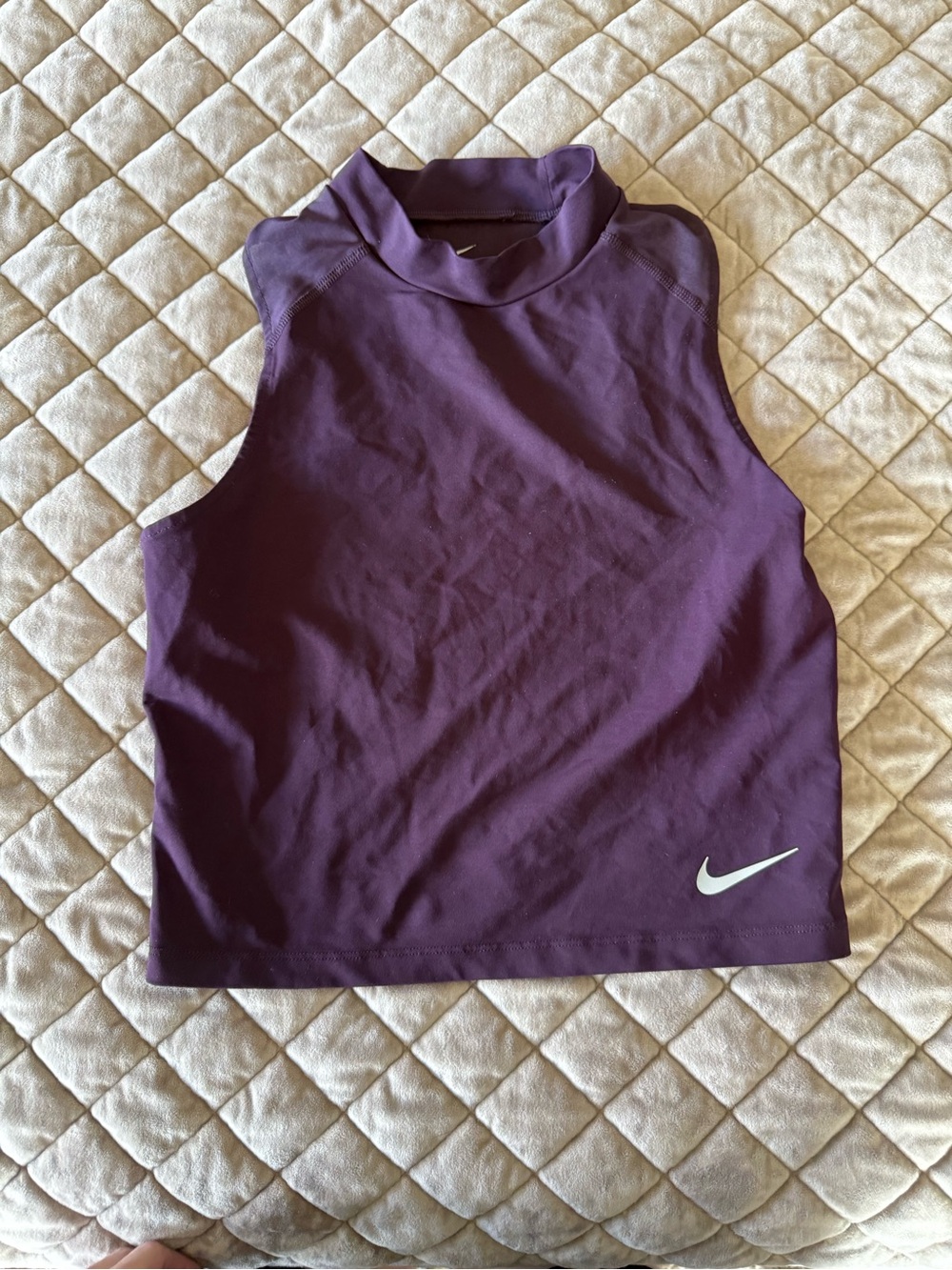 Nike Women’s Plum Sleeveless Mock Neck Crop Tank